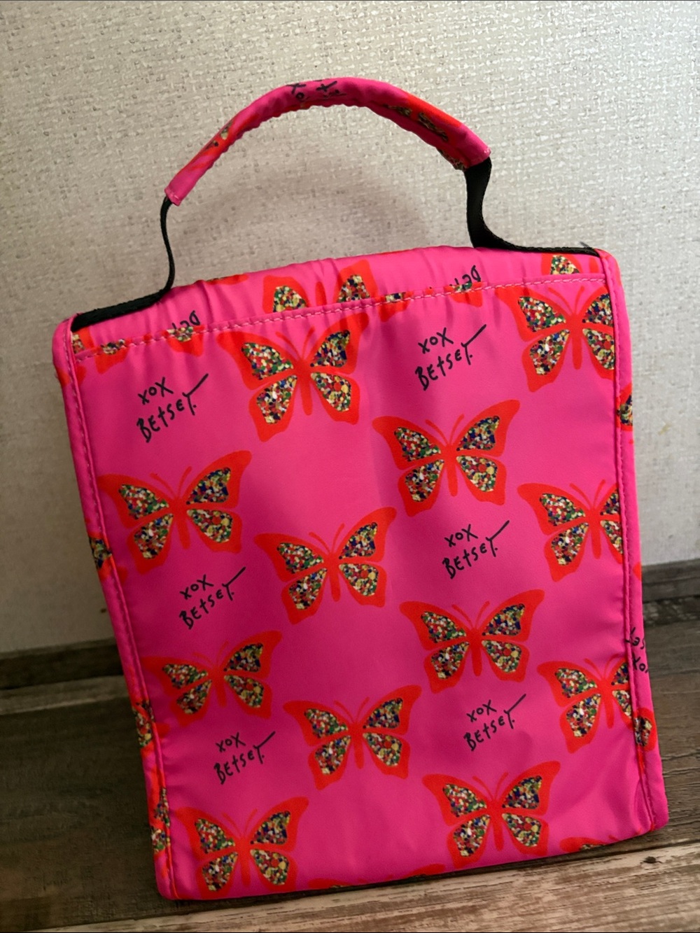 Betsey Johnson Pink Butterfly Lunch Tote - Picture 4 of 7